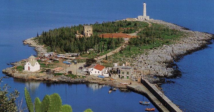 Peninsula / islet at Githio