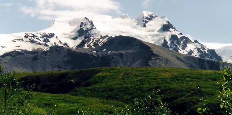 Hvannadalshnúkur - highest peak in Iceland